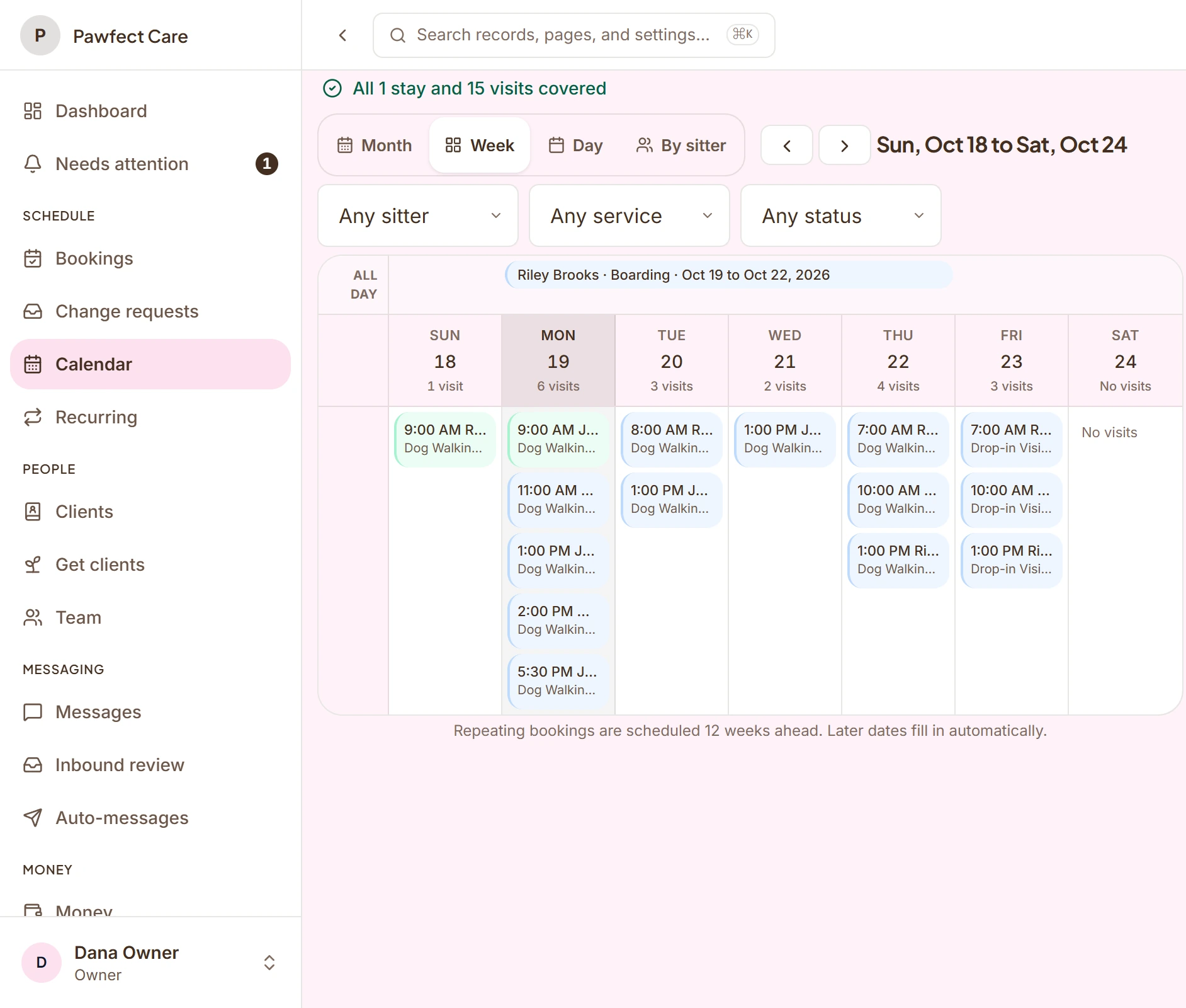 The owner calendar in week view, Sunday to Saturday, each day’s visits by time, with a note that every visit this week has a sitter. Demo data.